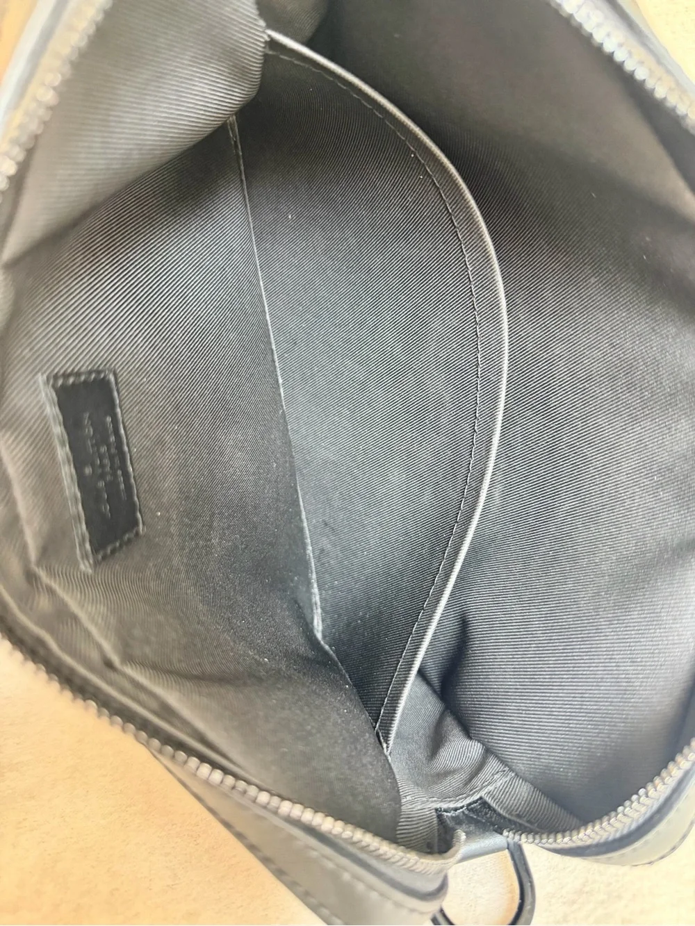 LOUIS VUITTON Monogram Shadow Leather Duo Messenger Bag -Noir